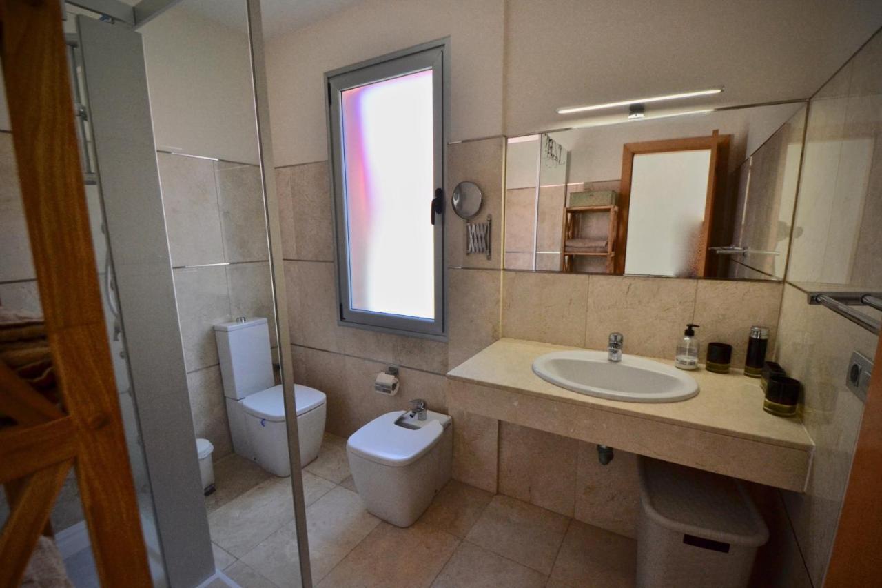 Villa Katarina In Beautiful Tauro With Private Heated Swimming Pool 塔乌里托 外观 照片