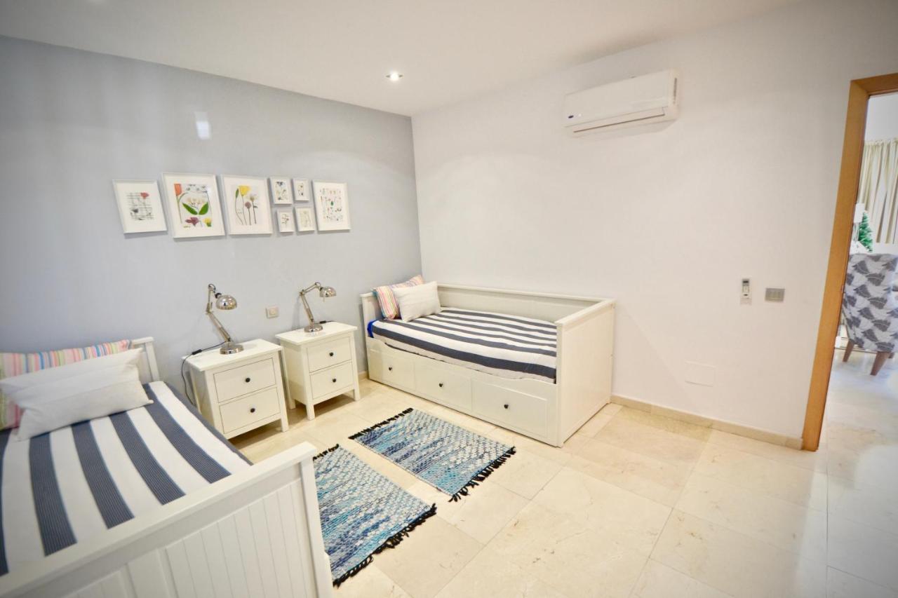 Villa Katarina In Beautiful Tauro With Private Heated Swimming Pool 塔乌里托 外观 照片