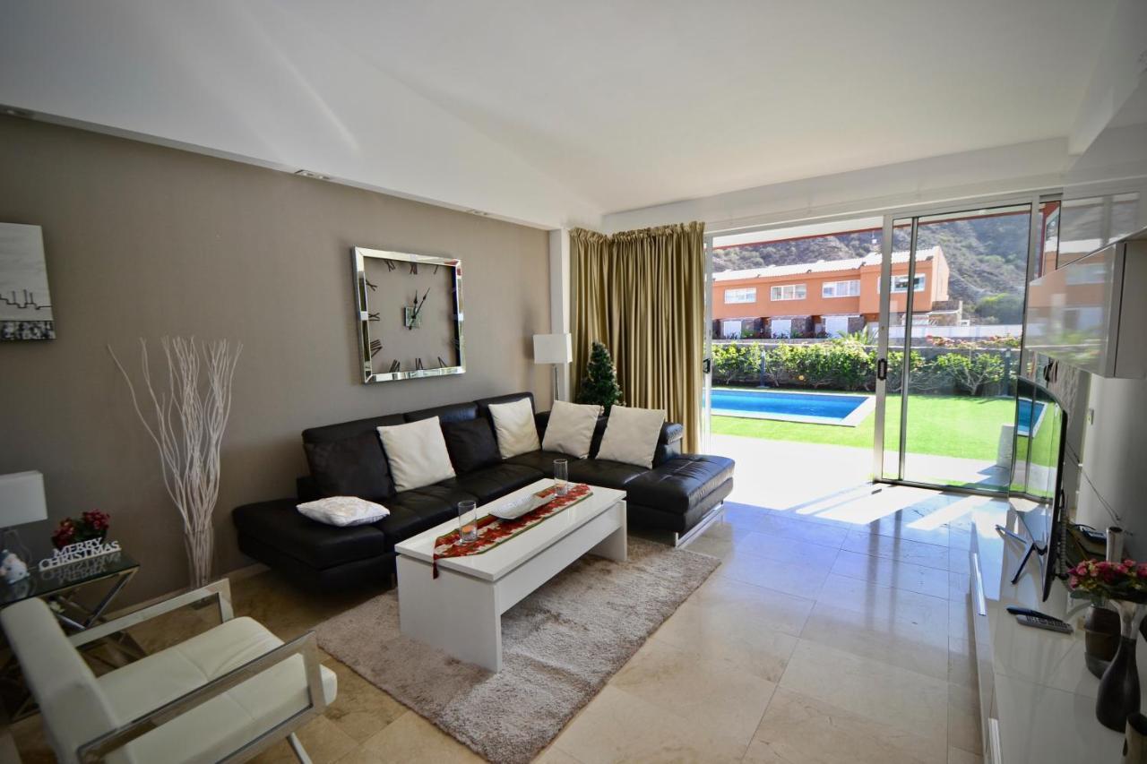 Villa Katarina In Beautiful Tauro With Private Heated Swimming Pool 塔乌里托 外观 照片